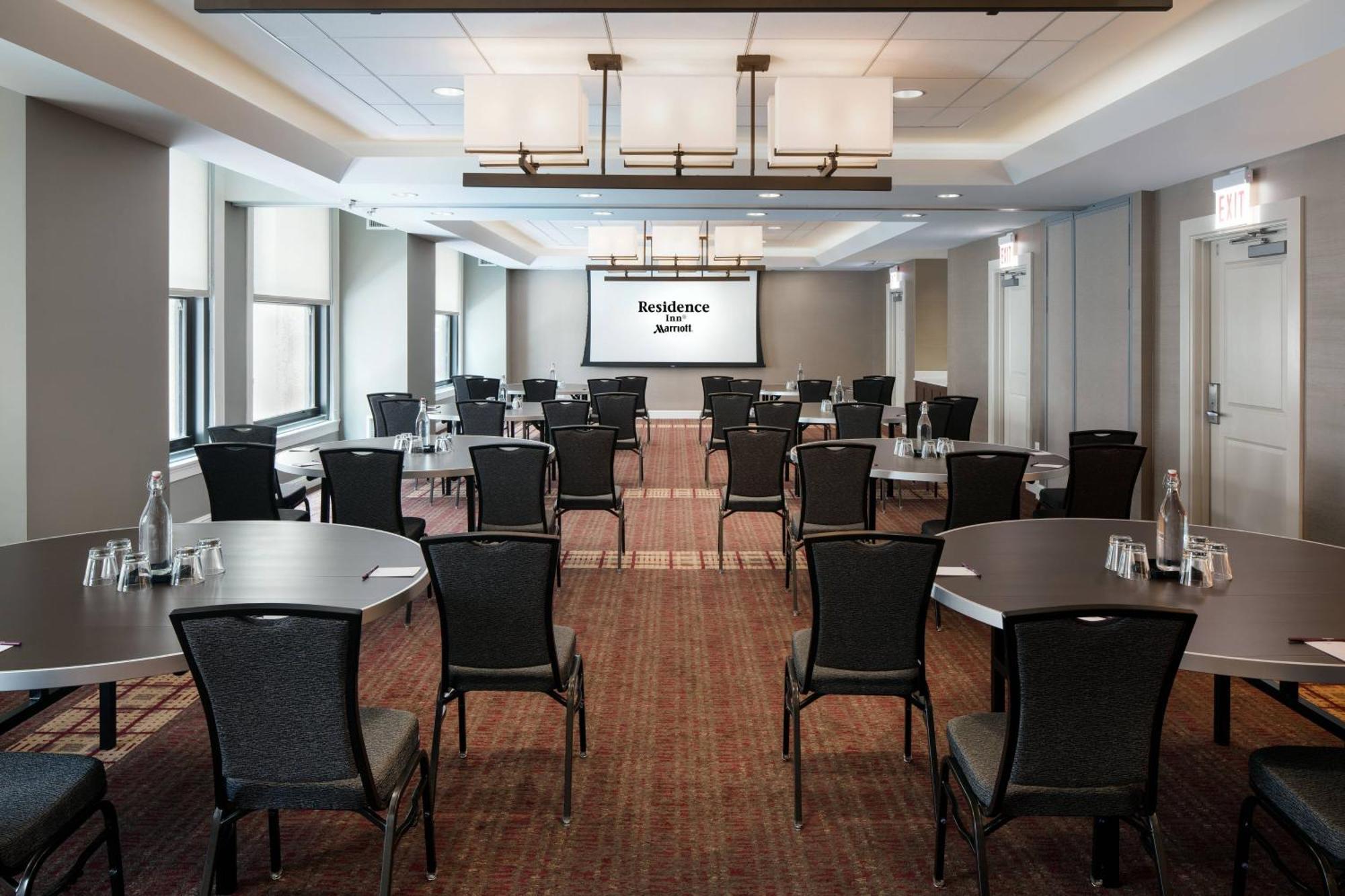 Residence Inn By Marriott Chicago Downtown/Loop Екстериор снимка