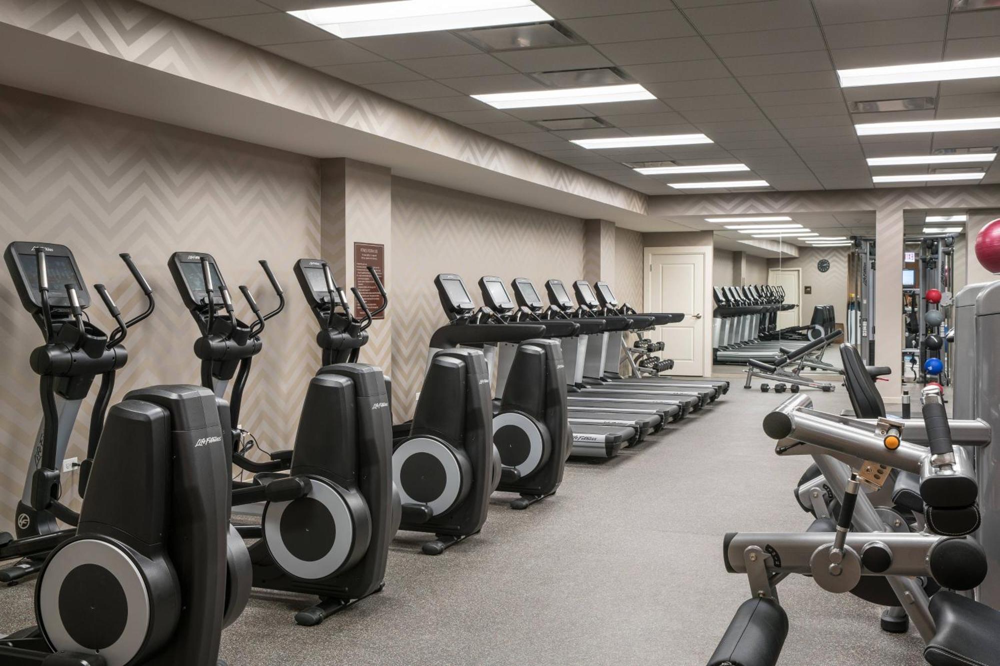 Residence Inn By Marriott Chicago Downtown/Loop Екстериор снимка